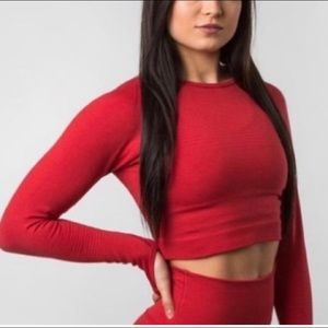 Alphalete Keyhole Long Sleeve Crop